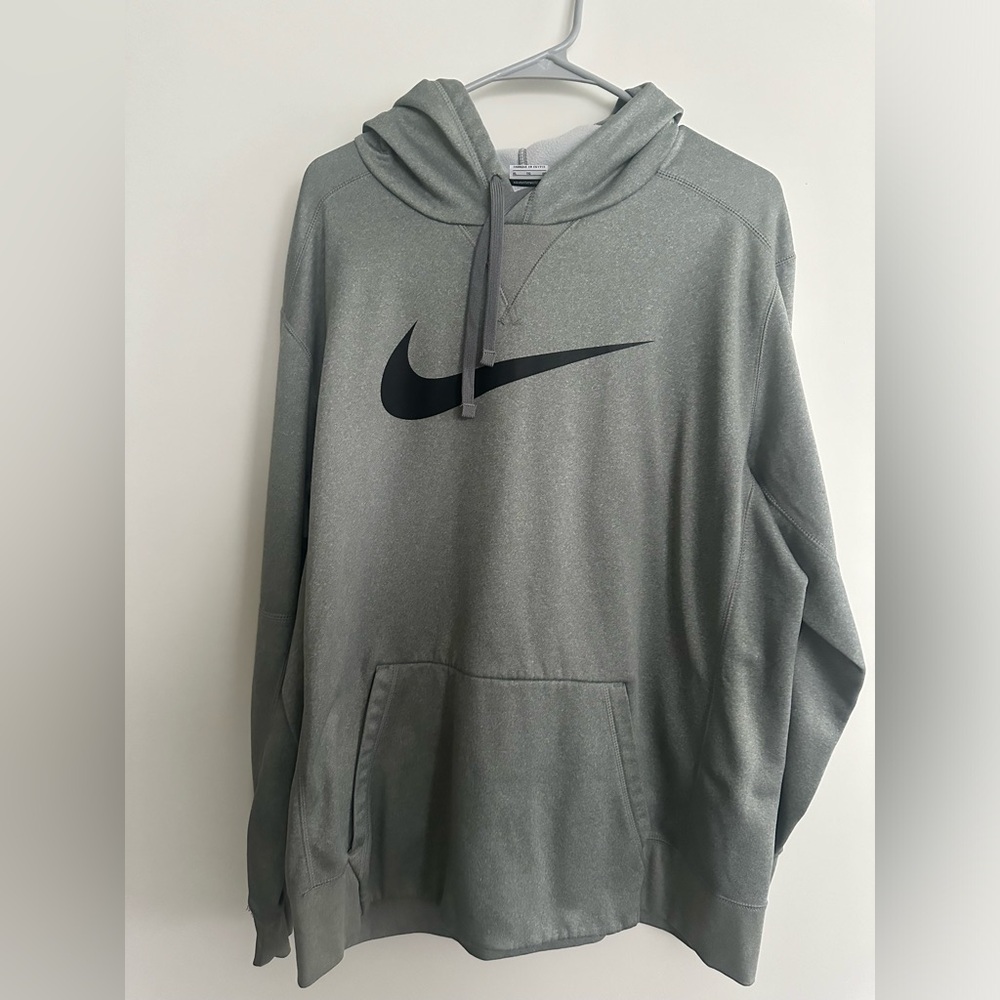 Nike therma-fit hoodie